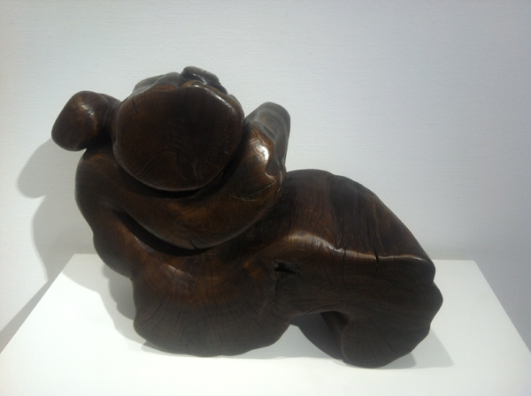 Wang Keping le songe, 2015, bois de cyprès, 54 x 71 x 25 cm